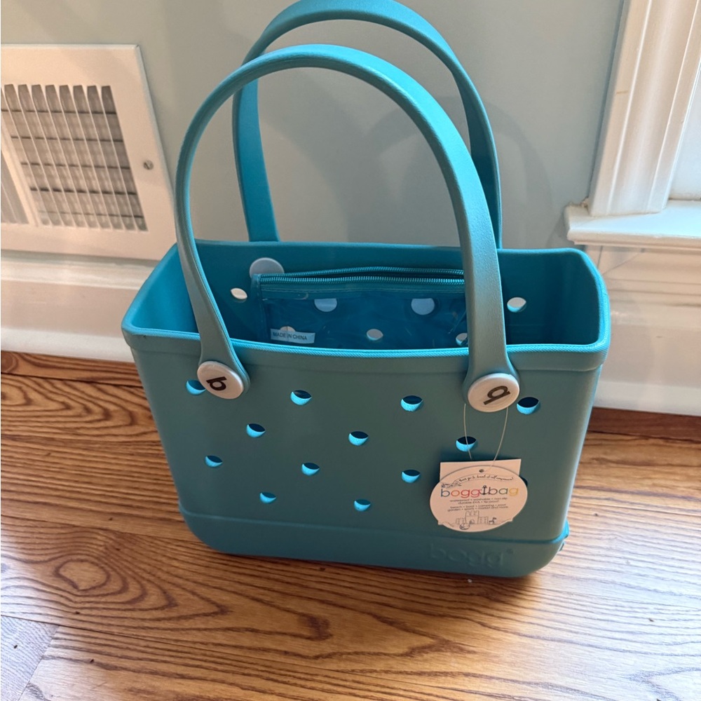 Bogg Bag Bitty, brand new NWT